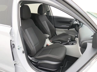 Hyundai i20 1.0 T-GDI Premium Automaat Twotone-interieur | Navigatie / 17