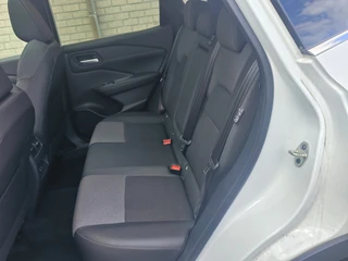 Nissan QASHQAI 1.3 MHEV Xtronic N-Connecta uit 2025 Rijklaar + Fabrieksgarantie  Automaat  Panorama-dak Henk Jongen Auto's in Helmond,  al 50 jaar service zoals 't hoort! / 23