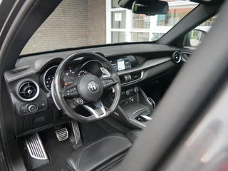 Alfa Romeo Stelvio 2.0 T AWD Veloce Leder| Pano| Sport uitlaat| FULL OPTION / 16