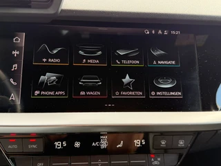 Audi A3 Limousine 35 TFSI S edition S-Line / Matrix LED / Virtual / BTW / Black Pack . / 56