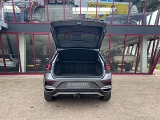 Volkswagen T-Roc 2.0 TSI 4Motion Sport  | Pano | ACC | LED |Camera | Trekhaak | Stoelverw. | / 39