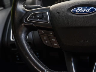 Ford Focus Wagon 1.0 Titanium Edition Xenon | Keyless | Navi | Camera | Stoel+stuurverwarming | Cruise control | PDC v+a / 7