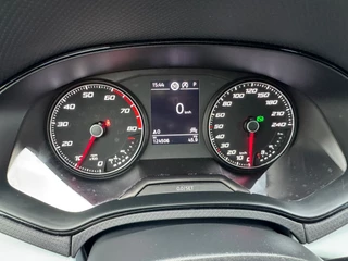 SEAT Arona 1.0 TSI 110pk Style * AUTOMAAT* Navigatiesysteem* Parkeercamera * Alcantara * / 9