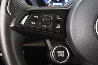 Alfa Romeo Tonale 1.3T PHEV Edizione Speciale Stuur/Stoelverwarming Adaptive Cruise Keyless Camera / 28