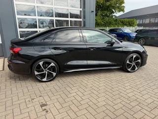 Audi A3 Limousine 35 TFSI S edition S-Line / Matrix LED / Virtual / BTW / Black Pack . / 17