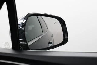 Kia Sorento 1.6 T-GDi Plug-in Hybrid 4WD ExecutiveLine 7p Nieuw en Direct leverbaar! - - Stoel/Stuurverwarming - 1700kg trekgewicht - Apple Carplay - Android Auto - Panorama Dak - - Fabrieksgarantie tot 2033 / 71
