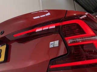 Volvo S60 2.0 T4 R-Design 190pk | Org. NL Top staat! / 28