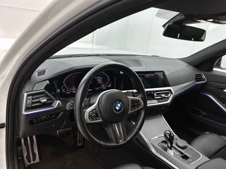 BMW 3-serie 320i Executive M sport | Automaat | Cruise control | CarPlay | Camera | Parkeersensoren / 13
