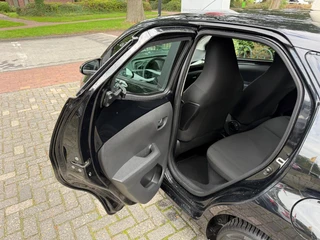 Toyota Aygo 1.0 VVT-i x-clusiv / 31