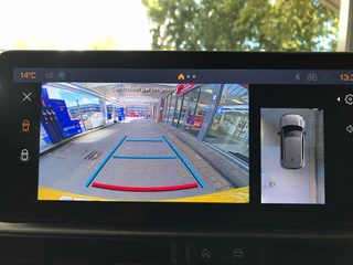 Jeep Avenger 1.2 e-Hybrid Summit Navi | Camera | Elec A klep. / 18