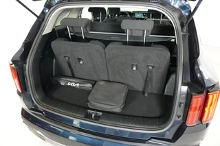 Kia Sorento 1.6 T-GDI 4WD 265 pk PHEV  | SOH 100% | 7 pers | Dealer onderhouden | / 11
