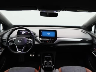 Volkswagen ID.4 First 77 kWh 204 Pk | Stoel/Stuurverwarming | Camera | Half Leer | CarPlay | Adaptive cruise | 20 Inch | 97.053 Km !! / 33