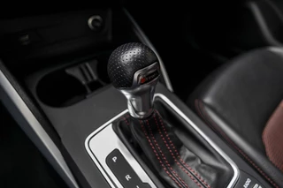 Audi Q2 35 TFSI S Edition  | 2x S-line | NL Auto | Virtual / 23