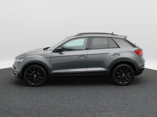 Volkswagen T-Roc 1.5 TSi 150 Pk Automaat Sport Business R-Line | Black Style | Camera | Stoelverwarming | Adaptive Cruise | Navigatie | CarPlay | Climatronic | 18 Inch | 89.335 Km !! / 10