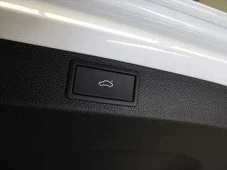Škoda Karoq 1.5 TSI ACT Greentech 150pk DSG-7 Sportline Business / 14