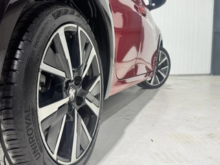 Peugeot 208 1.2 Pure Tech GT Line|CARPLAY|360 CAMERA|CRUISE / 11