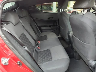 Toyota C-HR 1.8 HYBRID DYNAMIC  Dodehoekdetectie | Stoelverwarming | Adaptive Cruise / 11