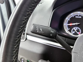 Skoda Karoq 1.5 TSI ACT Style | Automaat | Adaptive cruise control | Stoelverwarming | CarPlay | Afneembare trekhaak / 31