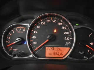 Toyota Yaris 1.0 VVT-i Trend Bi-Tone | LMV | Camera | Cruisecontrol | / 17