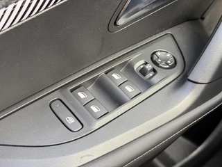 Peugeot 2008 Allure 1.2 PureTech 100PK Navigatie, Parkeersensoren, Keyless, Apple Carplay, Android Auto / 15