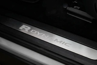 Land Rover Range Rover Evoque 1.5 P300e AWD R-Dynamic HSE Pano | Leder | Meridian Sound | 20" / 29
