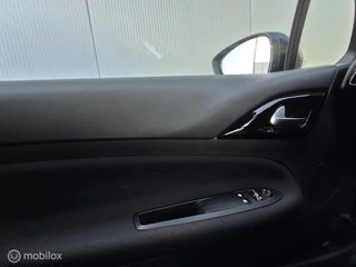 DS 3 1.2 PURETECH CONNECTED CHIC AUTOMAAT/LED/CAMERA/TREKHAAK/CARPLAY / 48