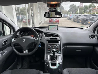 Peugeot 5008 1.2T 130pk Style 7p. | Dealeronderhouden | Trekhaak | Achteruitrijcamera | Panoramadak | Zeer nette staat / 10