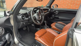 MINI Cooper S Cabrio 2.0 Chili Serious Business Automaat 192PK Leder Harman/Kardon / 7