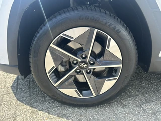 Hyundai Tucson 1.6 T-GDI PHEV Comfort  | LED | Apple/Android | Adaptive Cruise | Stoel- en stuurverwarming / 17