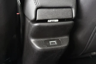 Jeep Avenger 1.2 e-Hybrid Summit Keyless 360-Camera Camera JBL Apple CarPlay / 33