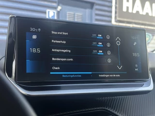 Peugeot 208 1.2 PureTech Allure Pack | Adaptive Cruise Control | Parkeercamera/-sensoren | Keyless Start | Apple Carplay/Android Auto | Climate Control | i-Cockpit | Navigatie | DAB | Full LED | Dealer Onderhouden | / 21
