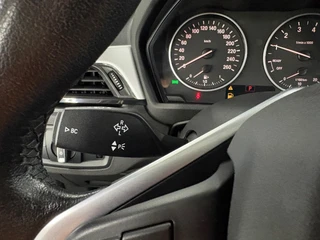 BMW X1 SDrive18i Executive/ NL auto/ Automaat/ Parkeersensoren / 21