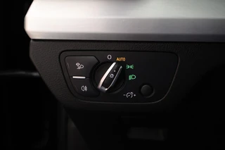 Audi Q5 50 TFSI e 299pk quattro S edition Trekhaak Virtual Cockpit Led Keyless ACC Stoelverwarming 2x S-Line / 16