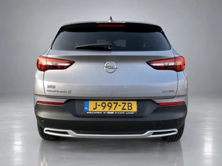 Opel Grandland X 1.2 Turbo Business Executive 130 pk  | 1e eigenaar | dealer onderh. | leder interieur | navigatie | camera | carplay / 7