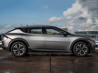 Kia EV6 Light 77.4 kWh | SOH 100% | Trekhaak | ACC | Camera | LED | Keyless | Navigatie | Apple Carplay/Android Auto | Dealeronderhouden | 19" / 8