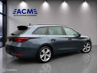 Seat Leon Sportstourer 1.5 eTSI FR Business / 2