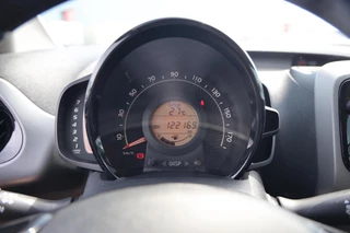 Toyota Aygo 1.0 VVT-i x-play|Camera|Apple carplay/android auto|Airco|Elek. Ramen| / 23
