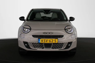Fiat 600 1.2 Hybrid La Prima Leder Stoelverwarming Massage Keyless / 14