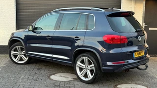Volkswagen Tiguan 1.4 TSI R-Line | Pano | Xenon | Navi | Stoelverw. | PDC | Trekhaak | DSG / 17