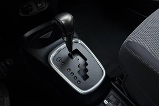 Toyota Yaris 1.5 Hybrid Aspiration | Navigatie | Achteruitrijcamera | Climate Control | Cruise control | Verw. buitenspiegels / 16