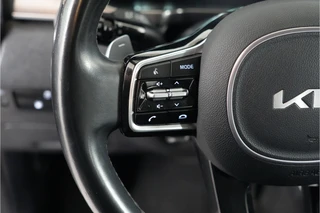 Kia Sorento 1.6 T-GDI 4WD 265 pk PHEV  | SOH 100% | 7 pers | Camera | Apple/Android | / 23