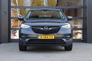 Opel Grandland X 1.2 Turbo Ultimate | Cruise | Airco | Trekhaak | Sensoren | LM Velgen / 21