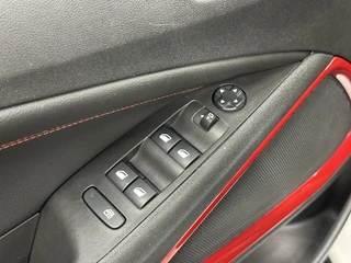 Opel Crossland 1.2 Turbo GS Line|Navi|Airco|Cruise|Camera|Carplay| / 16