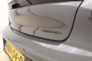 Peugeot 208 1.2 Hybrid 145pk e-DCS6 GT | Alcantara | Adaptieve Cruise Control | Navigatie | Climate Control / 16