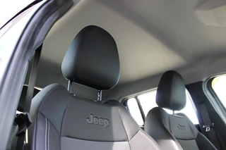 Jeep Avenger 1.2 Longitude  | JBL Audio | Adaptieve cruise | Keyless / 47