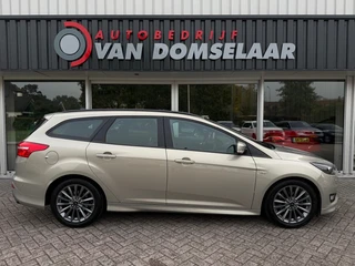Ford Focus Wagon 1.0 ST-Line Cruise Navi Airco Carplay / 39