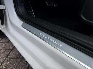 CUPRA Leon 1.4 e-Hybrid VZ Business 245PK LED Navi ACC Carplay / 25