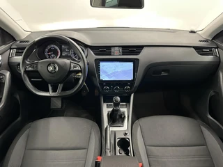 Škoda Octavia 1.0 TSI Greentech Style Business NAVI CARPLAY CRUISE LM ECC. / 2