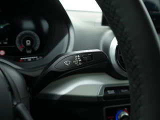 Audi Q2 35 TFSI 150PK S LINE S-TRONIC  | Panoramadak | Cruise Adaptief | Camera | Elektr. achterklep / 35