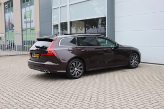 Volvo V60 2.0 T8 Twin Engine AWD Inscription (391PK) ORIG.NL/NW.PR73000/DEALERONDERH. / 80